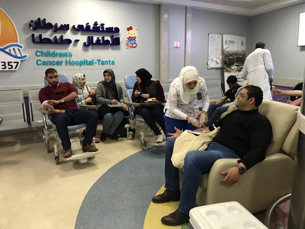 المصريون يتسابقون للتبرع بالدم لدعم الأشقاء بفلسطين خلال حملة التحالف الوطني بالمحافظات 1 WhatsApp Image 2020 01 13 at 91697201945