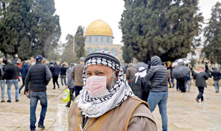 مسئول ياباني: نعمل لضمان سلامة رعايانا بمناطق الصراع بين الإسرائيليين والفلسطينيين 1 corona palestine1698143523