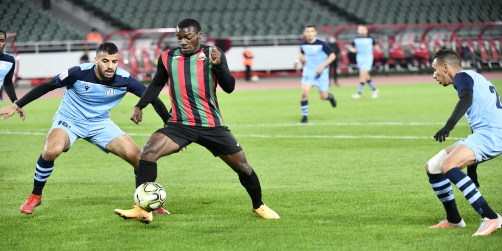 الدوري المغربي: اتحاد التواركة يفوز على الجيش الملكي 2/1 1 far1696704004