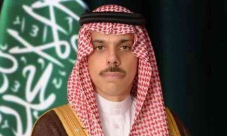 وزير الخارجية ونظيره السعودي يناقشان هاتفيا مخاطر توسيع العمليات العسكرية بغزة وضرورة إقرار هدنة 1 image1698509463