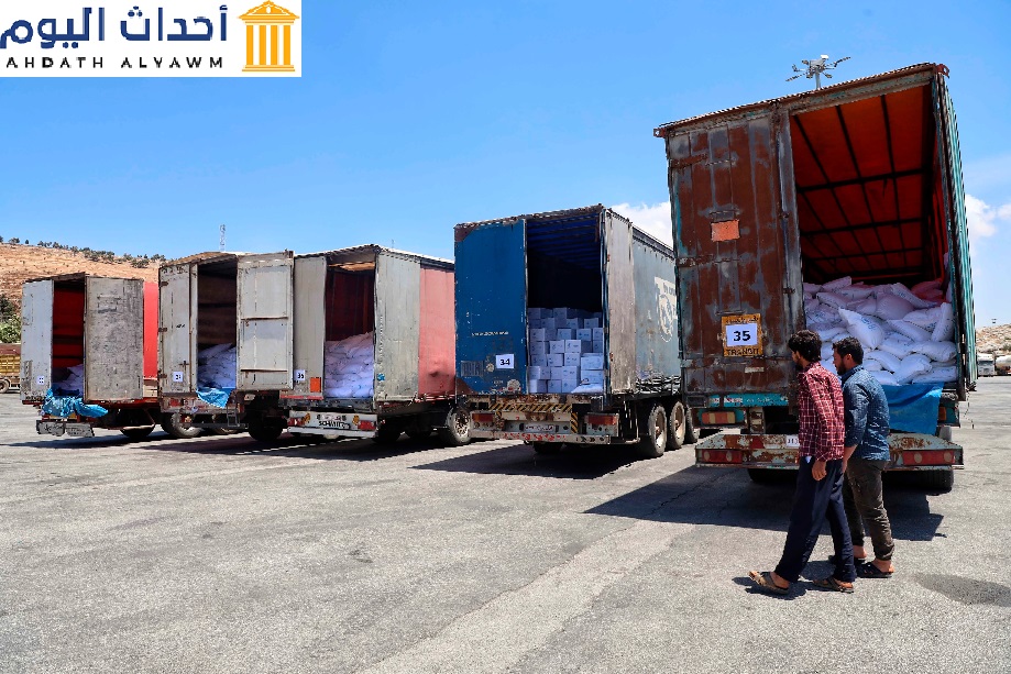 وزير الخارجية البريطاني يرحب ببدء دخول شاحنات المساعدات عبر معبر رفح الحدودي إلى قطاع غزة 1 post 61697895364
