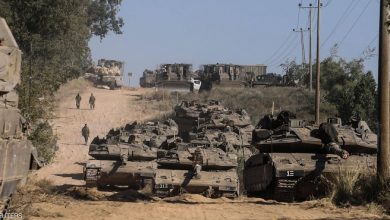 حشد من الدبابات الإسرائيلية على حدود قطاع غزة1698489784