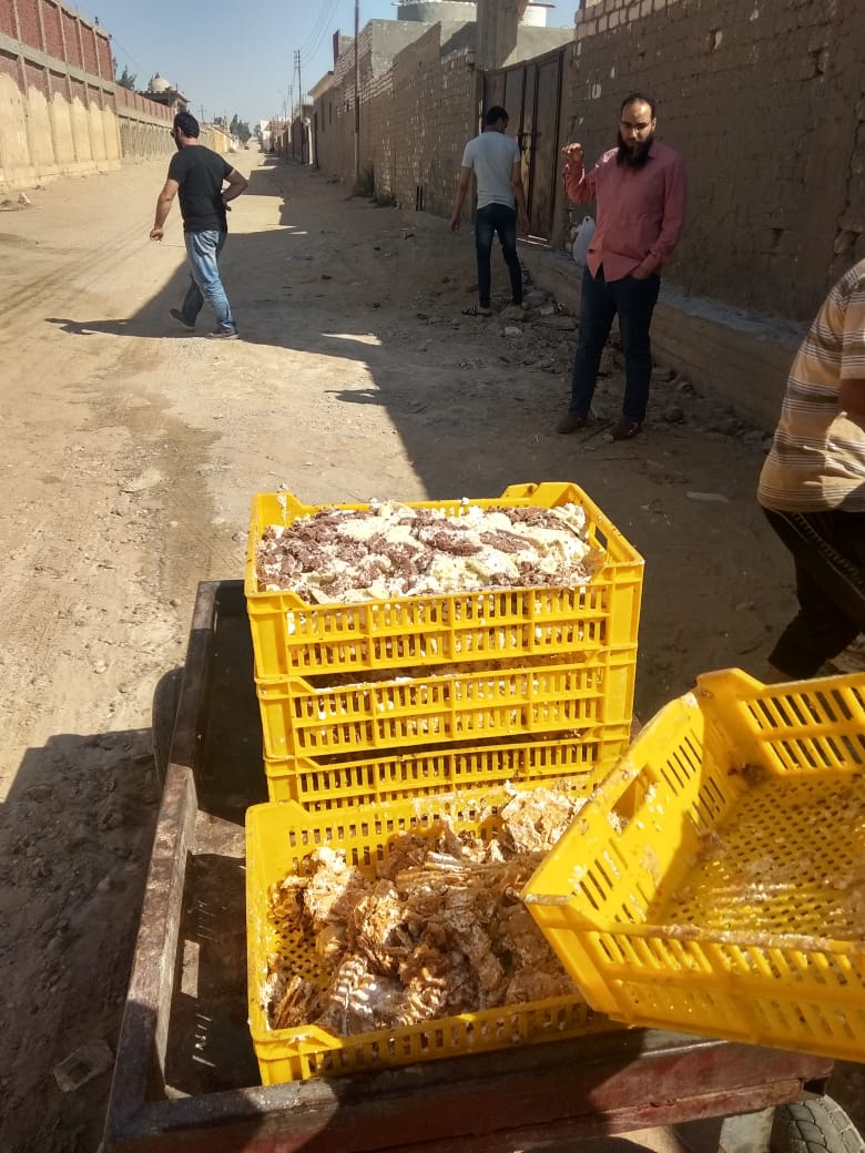 ضبط ٤ طن أغذية فاسدة بمصنع حلويات بالشرقية1697895423