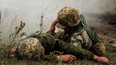 قتل جنديًا أوكرانيًا وجرح آخر1696772523