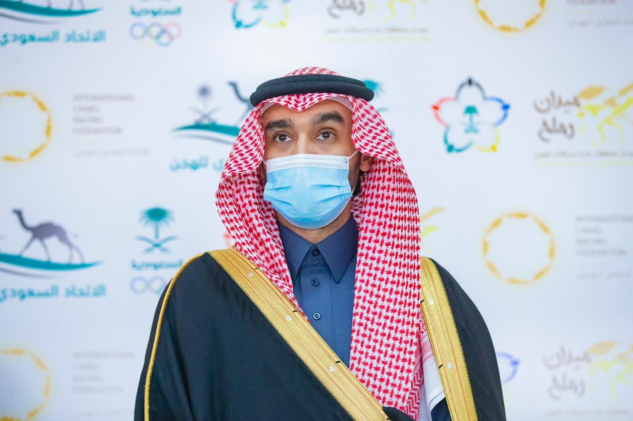 وزير الرياضة يوجه بتوفير الاستضافة للوفد الفلسطيني المشارك بسفينة النيل لحين عودة الأوضاع لطبيعتها 1 وزير الرياضة الأمير عبدالعزيز بن تركي الفيصل1697810524