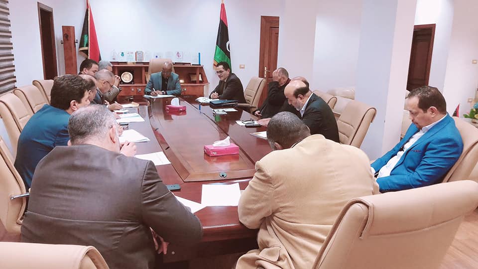 اجتماع وزارة العمل والتأهيل1701091744