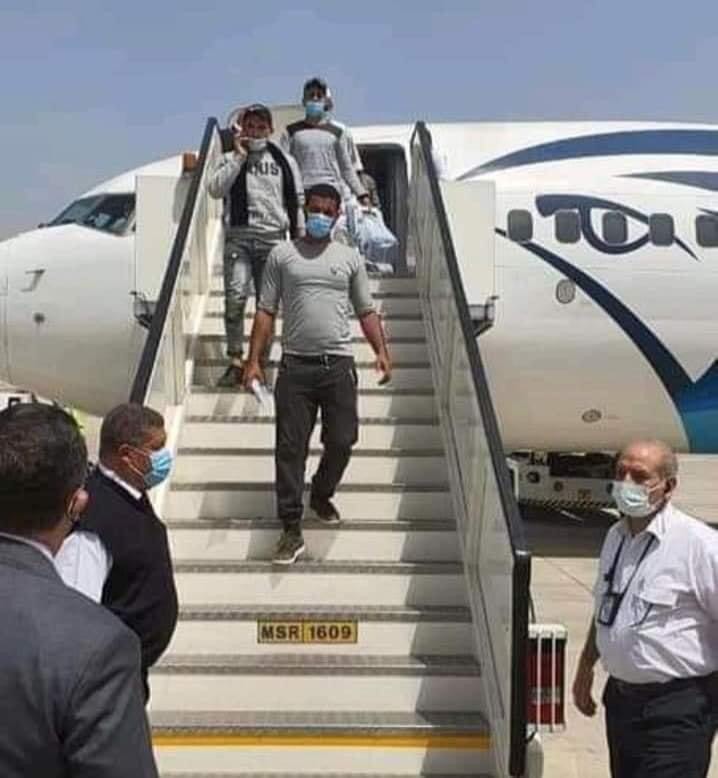وصول الصيادين المحتجزين في إريتريا إلى مطار القاهرة 21701282783