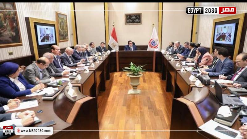 وزير الصحة يعقد اجتماعًا لمناقشة خطة التأمين الطبي للانتخابات الرئاسية 1 146620 W1701329163