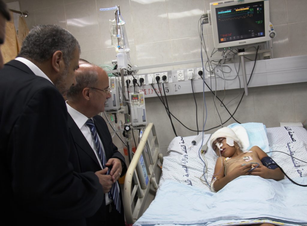 الصحة الفلسطينية: أكثر من 11 ألف شهيد منهم 4500 طفل .. إضافة أولى وأخيرة 1 1481699698784