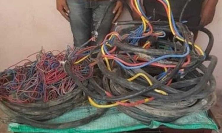 ضبط 8 أشخاص لقيامهم بارتكاب جرائم سرقات متنوعة في 3 محافظات 1 169642136901699713063