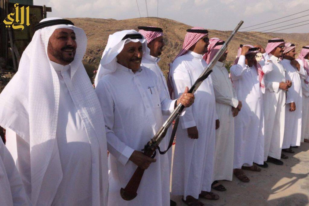 العرابي يبحث مع وفد من سنغافورة الجهود المصرية لوقف الحرب والوضع الإنساني المتدهور بقطاع غزة 1 18406041 1168454649932955 1167490781 o