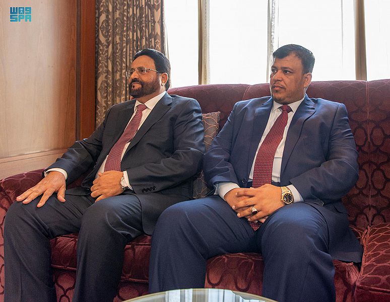مجلس القيادة الرئاسي اليمني يناقش مستجدات جهود السلام والأوضاع الاقتصادية والمعيشية 1 1944696 19655770491700318043