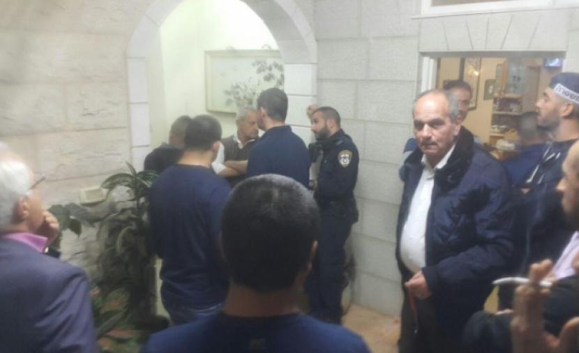 الشرطة الإسرائيلية تقتحم منازل أسر "مقدسيين" مُقرر الإفراج عنهم الليلة ضمن "صفقة التبادل" 1 2017 11 19 9890009701701122524