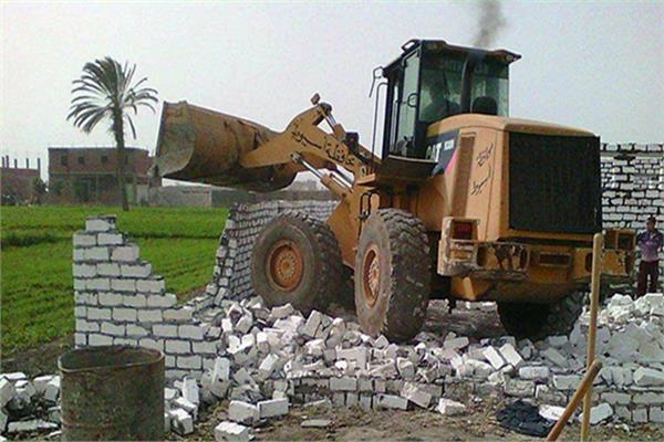 التنمية المحلية: خط ساخن وأرقام تليفون للإبلاغ عن حالات التعديات على الأراضي الزراعية والبناء المخالف 1 201808211105475251698909244