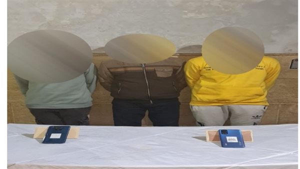 ضبط 3 أشخاص بالقاهرة لقيامهم بالنصب على المواطنين بدعوى بيع عملات أجنبية لهم 1 6091700825883