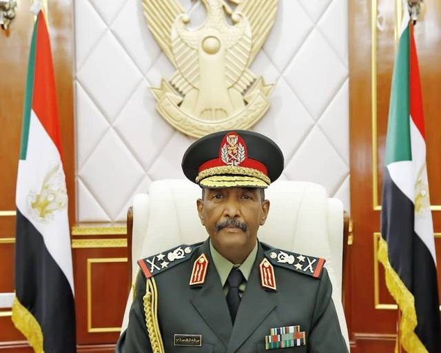 البرهان ورئيس جيبوتي يبحثان تطورات الأوضاع في السودان وتعزيز العلاقات بين البلدين 1 6401701016086