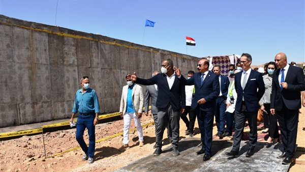 محافظ أسوان: بدء تنفيذ مشروع تحسين مياه الشرب بمناطق السيل يناير المقبل بتكلفة أكثر من 9 ملايين فرنك سويسري 1 7081701287163
