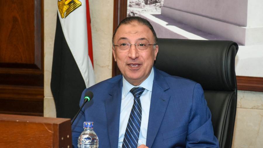 محافظ الإسكندرية يوجه بتشديد الحملات الرقابية وإغلاق المنشآت المخالفة وإزالة الإشغالات 1 9478331700729944