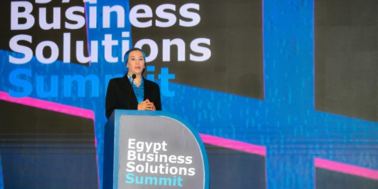 وزيرة البيئة: تغيير النظرة للقطاع البيئي إلى محفز للاستثمار يلعب دورا في التنمية الاقتصادية المستدامة 1 IMG 20231106 WA0009 1