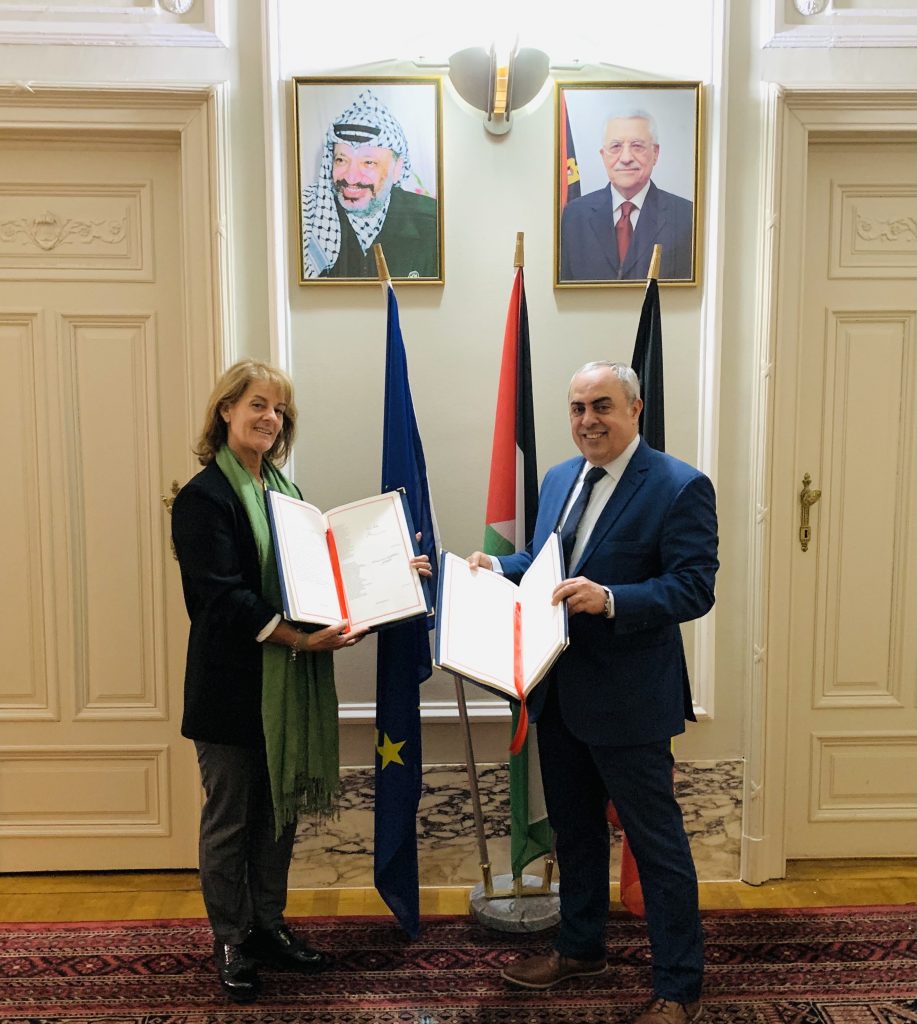 مندوب فلسطين لدى الاتحاد الأوروبي: 18 وكالة أممية وقعت بيانا تطالب فيه بوقف الحرب على غزة 1 S5ZTo1699300743