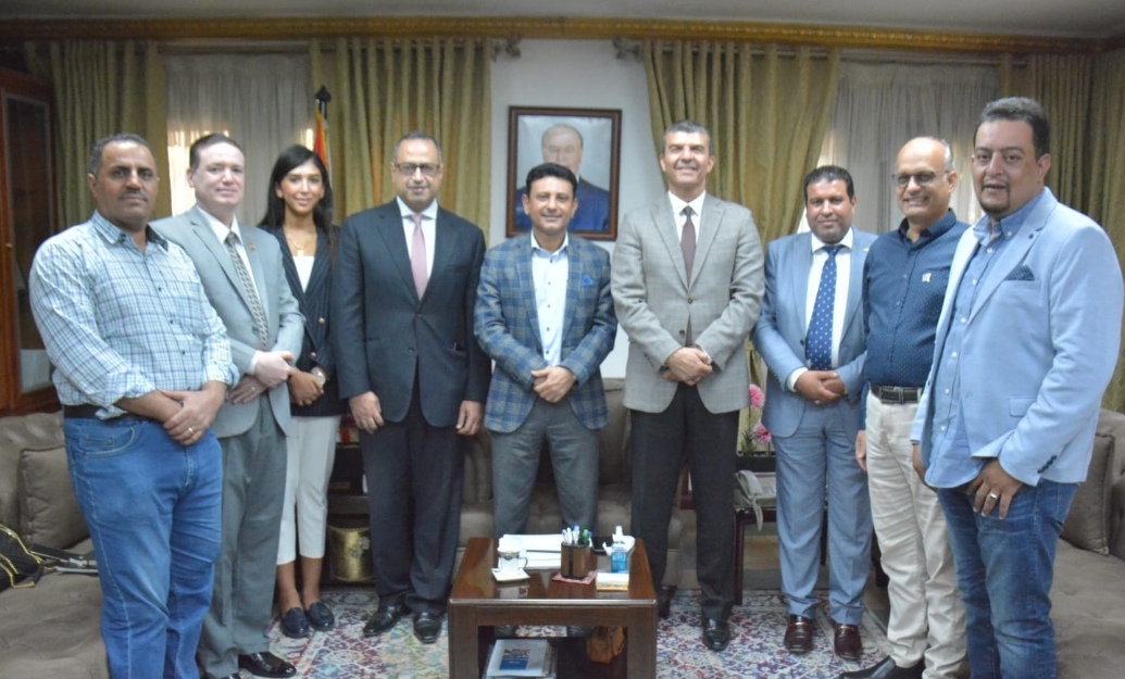 رئيس "حماية المستهلك" يبحث تعزيز التعاون مع الغرفة التجارية بالجيزة لتحقيق الانضباط بالأسواق 1 Screenshot 20210923 1624361700671326