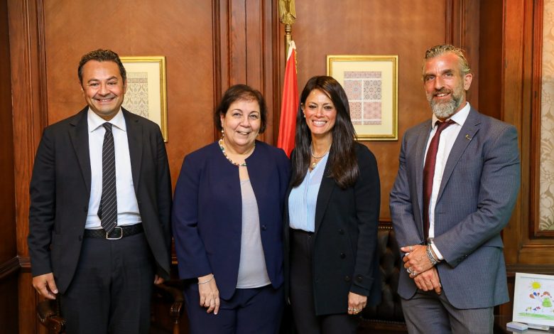وزير الصحة يبحث مع وزيرة التعاون الدولي بقطر دعم الأشقاء الفلسطينيين في قطاع غزة 1 Unicef1700468765