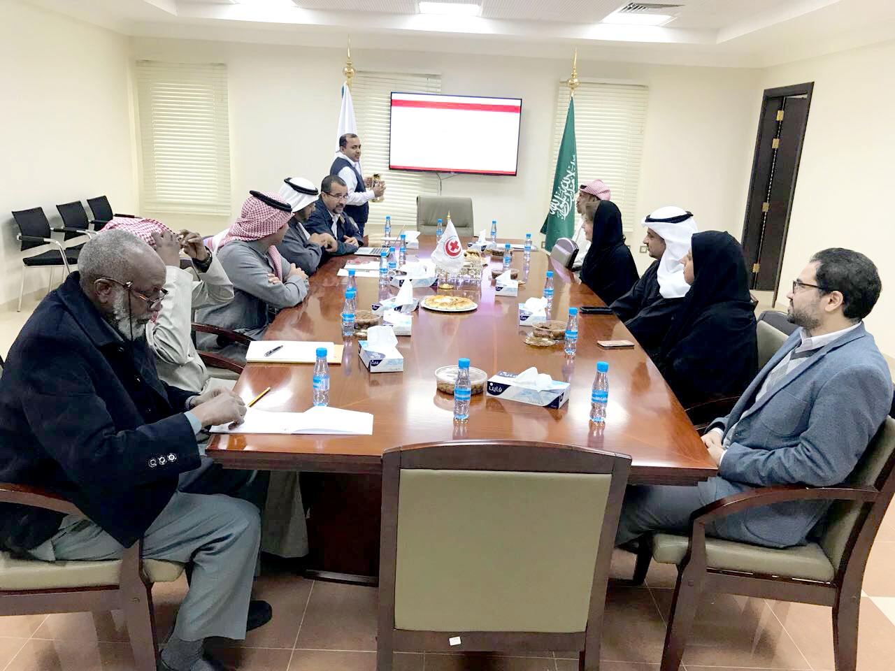 الهلال الأحمر الكويتي يبحث مع المنظمة العربية للتنمية الزراعية التعاون المشترك لمواجهة الكوارث 1 a4c2888b f610 4ef7 b145 74438968eff31698928144