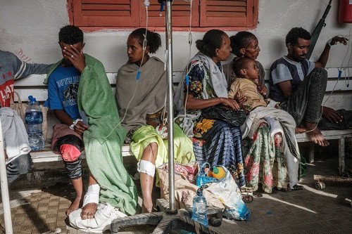 "الصحة العالمية" تجدد مناشدتها لوقف الأعمال العدائية والكارثة الإنسانية في غزة 1