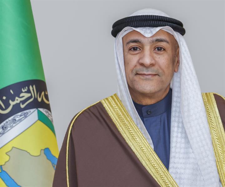 اليمن يؤكد حرصه على تحقيق السلام وتخفيف المعاناة الإنسانية التي خلفتها حرب مليشيات الحوثي 1 ef3344c4 7a7a 4f24 961a ddfabfe923641700320143