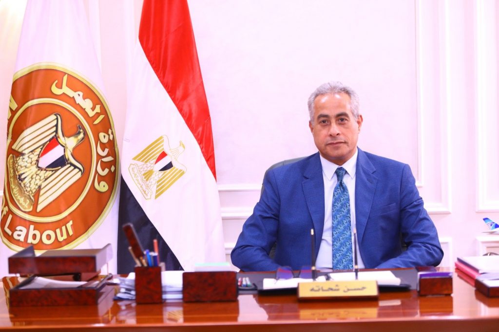 وزير العمل يفتتح فعاليات الأسبوع الكويتي الـ14 في مصر 1 elaosboa490611699385526