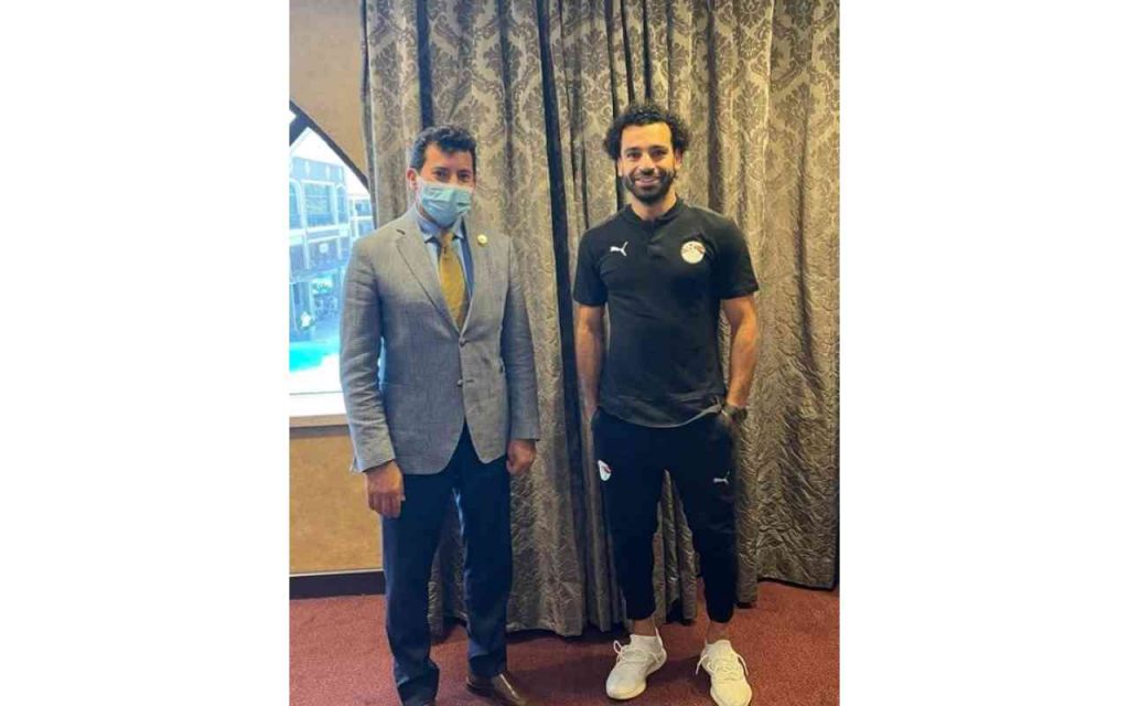 وزير الرياضة يُشيد بإنجازات الفروسية المصرية في إتصال هاتفي برئيس الاتحاد المصري للعبة 1 image1698841683