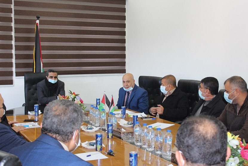 وزير الاتصالات الفلسطيني: كميات الوقود المتوفرة بغزة تكفي عمل محطات الاتصالات حتى الخميس المقبل فقط 1 uDyNK1699863482