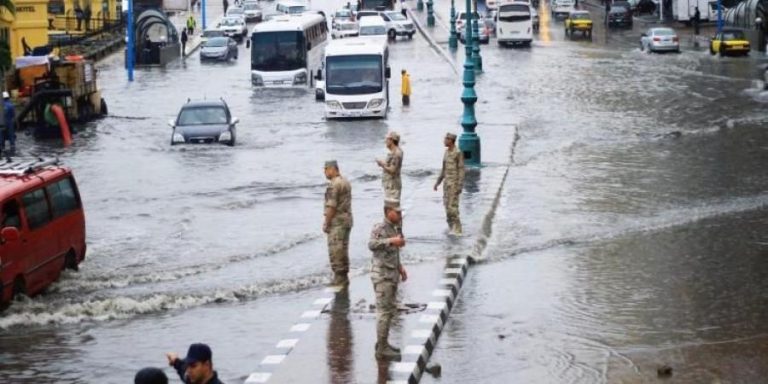 "صونا": أمطار غزيرة جنوب غرب الصومال تجبر عددا كبيرا من الأهالي على النزوح 1 أمطار غزيرة