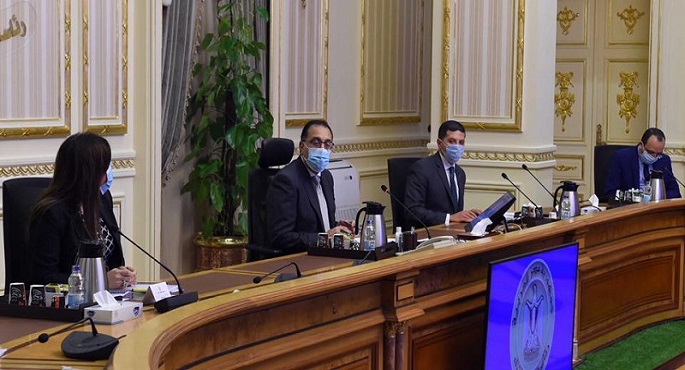 رئيس الوزراء يؤكد أهمية العمل على جذب استثمارات خارجية جديدة مع حل أى مشكلة للمستثمرين الحاليين 1 اجتماع مدبولى مع المستثمرين 2 11699864982