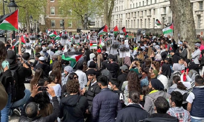 مسيرة حاشدة بأشهر شوارع التسوق بلندن دعما لفلسطين 1 بريطانيا تظاهرة ضخمة في لندن تاييدا لفلسطين والقدس والمسجد الاقصى1703343243