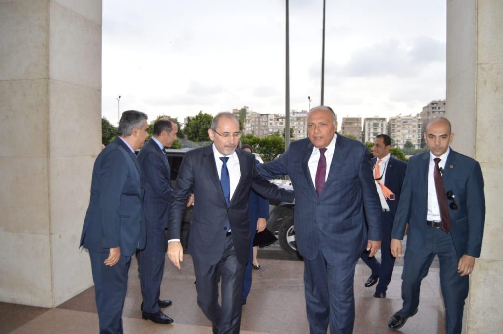 شكري ونظيره الأردني يبحثان أمن الملاحة في البحر الأحمر في ظل أهميته لحركة التجارة الدولية 1 0307224ea1a29c6bcfc859d14c64cc761703591043