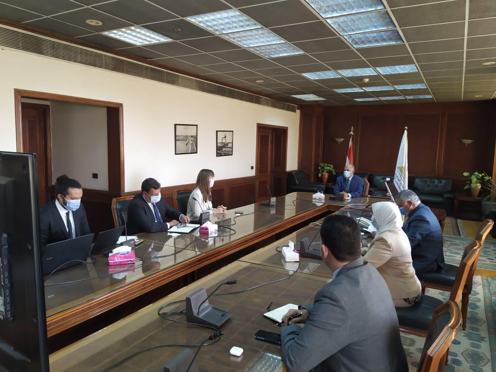 وزير الري يبحث مع مسؤولة بالبنك الأوروبي لإعادة الإعمار التعاون في إدارة الموارد المائية 1 123413463 1768777993300558 5215327608258387582 o1703237105