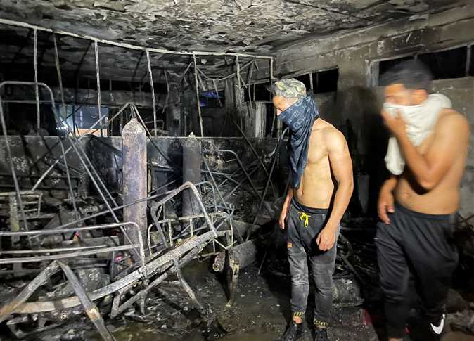 مقتل ستة أشخاص جراء اندلاع حريق هائل في مصنع للقفازات بولاية "ماهاراشترا" الهندية 1 1521693 01704001922