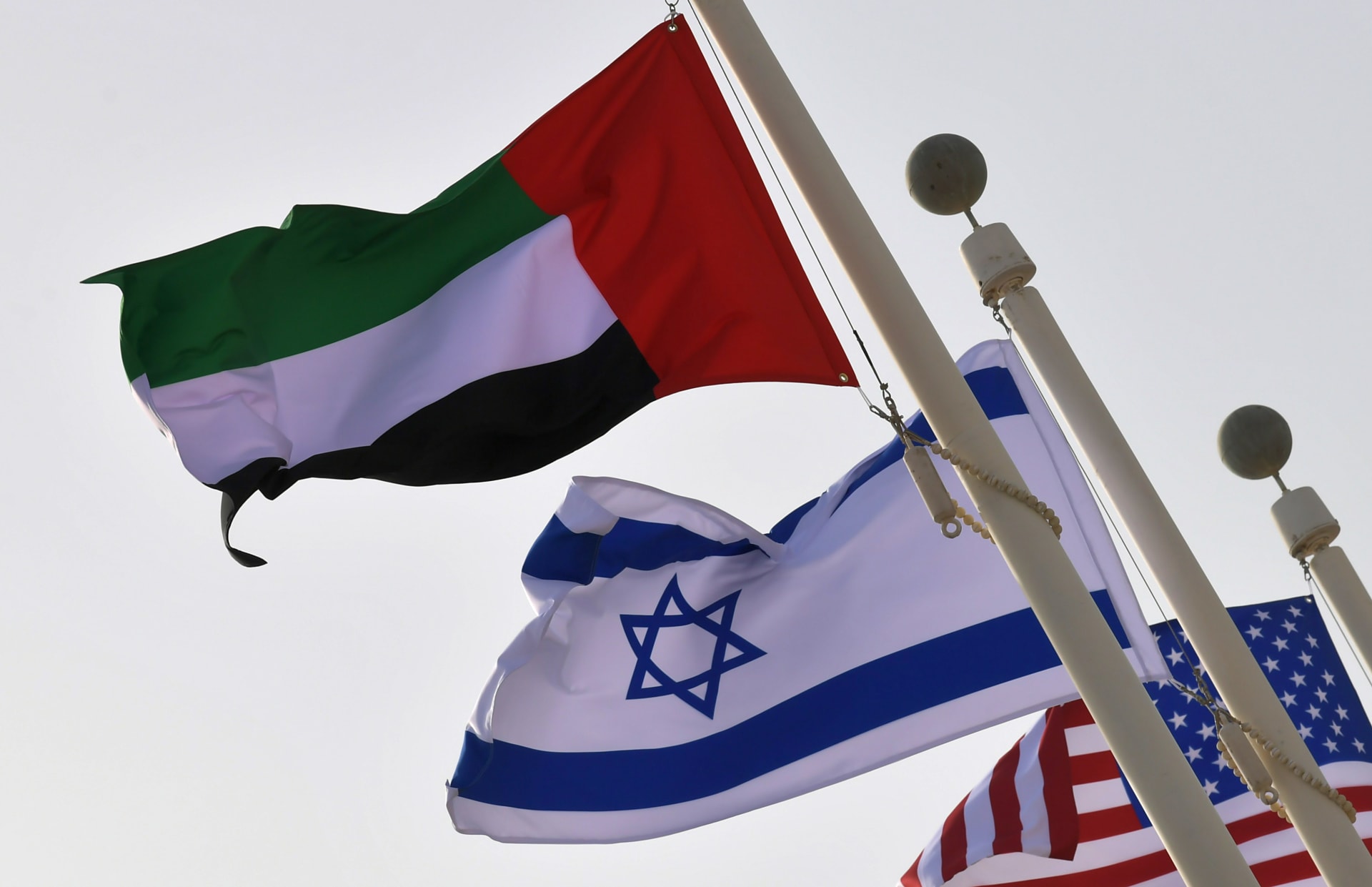 الإمارات والولايات المتحدة تبحثان فرص وقف مستدام لإطلاق النار بغزة وإيصال المساعدات الإنسانية 1 1639321702722905