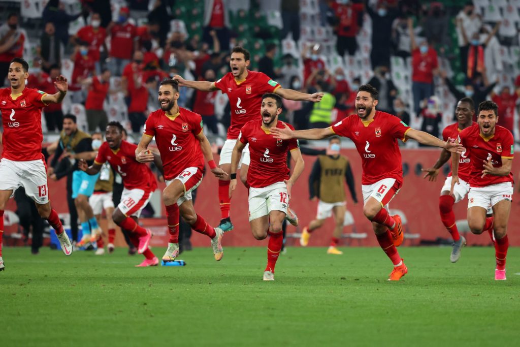 الأهلي يتوج بلقب السوبر المصري للمرة 14 في تاريخه بفوزه المثير على مودرن فيوتشر 4-2 1 1858631703793543