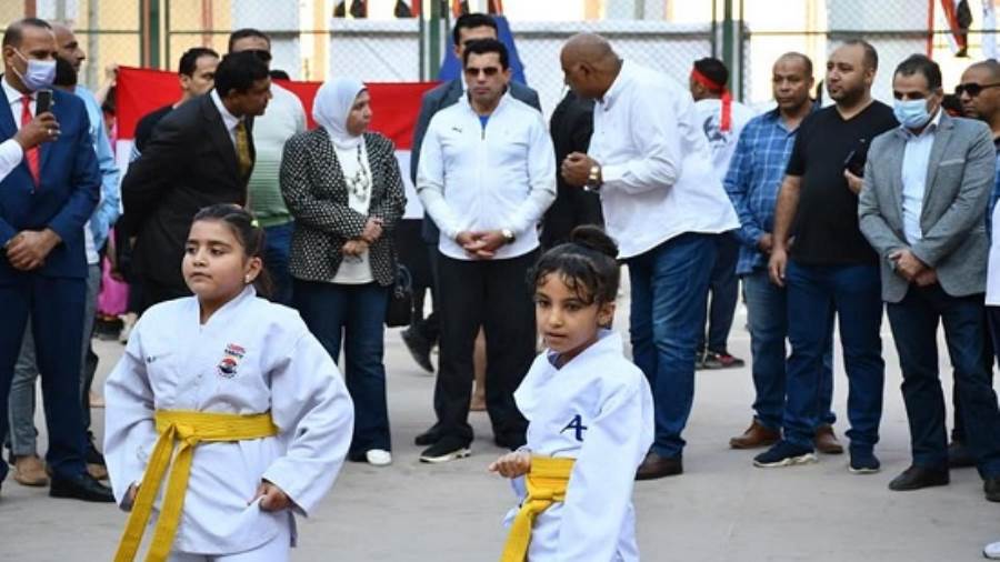وزير الرياضة يُشيد بدور مركز شباب أهالينا في توعية المشاركين بالانتخابات بالمناطق المطورة 1 19490031702405564