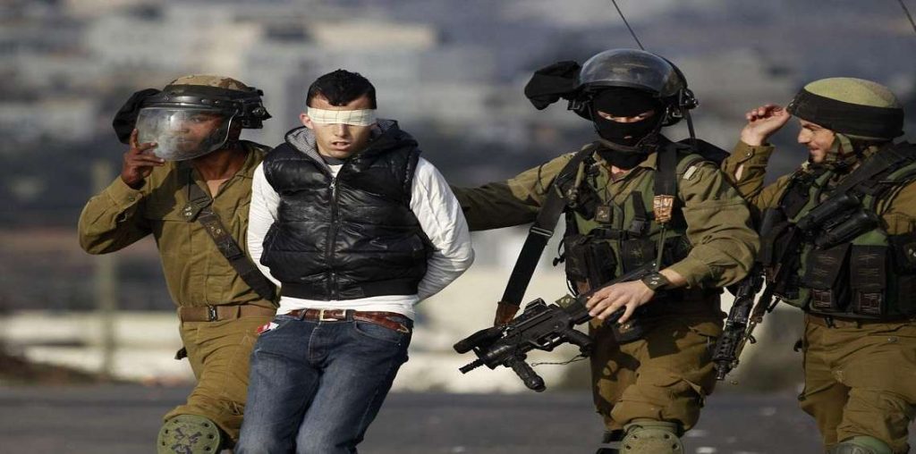 الاحتلال الإسرائيلي يعتقل 38 فلسطينيًا بينهم 5 فتيات من الضفة الغربية 1 2 2221701594183