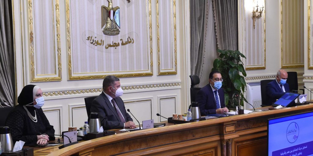 وزير النقل يؤكد أهمية مصر الاستراتيجية في حركة التجارة العالمية والنقل البحري 1 200528867 158564056314023 5425673645435661203 n1701448563