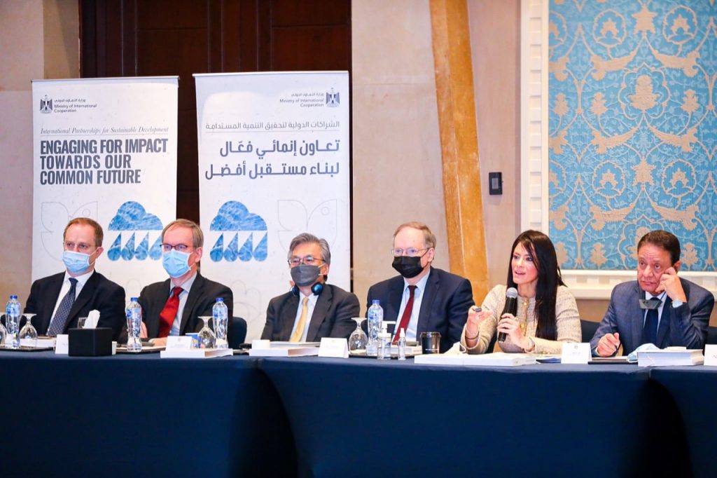 وزيرة التعاون الدولي:353 مليون دولار منح تنموية من الاتحاد الأوروبي من 2020 إلى 2023 1 272007531 294655732696332 2216406975445466525 n1702997883