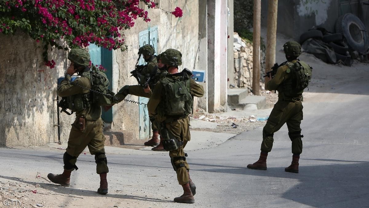 الاحتلال الإسرائيلي يعتقل 35 فلسطينيا في حملة مداهمات واسعة في أنحاء الضفة الغربية 1 2af770eb 61b8 4877 8a93 1cd85c362c301701767766