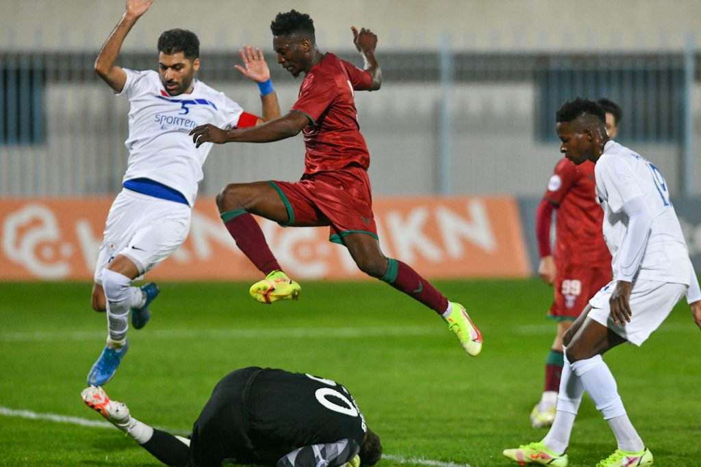 العربي يفوز على الشباب (1 - 0) والنصر يتعادل مع السالمية (1-1) في الدوري الكويتي لكرة القدم 1 37719693 ed4d 43b1 b072 90ff9f314b751703535665