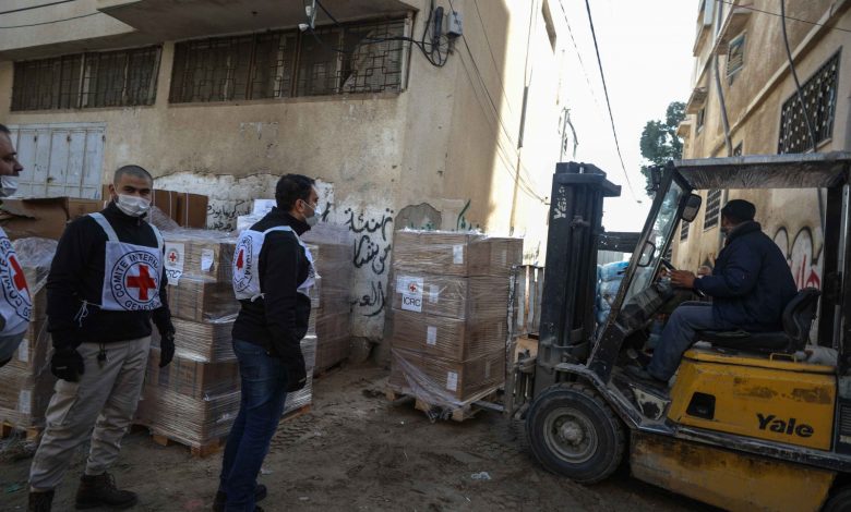 الصليب الأحمر : وضع مستشفيات قطاع غزة كارثي وتعاني من نقص شديد في الإمدادات 1 3775693 16088280171701692284