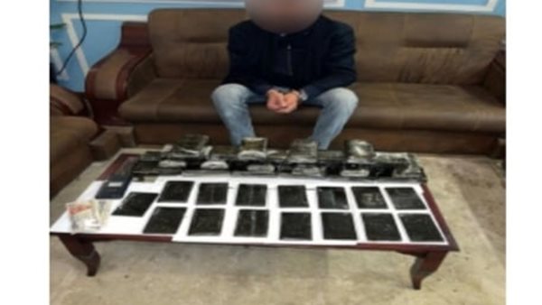 ضبط مسلح بحوزته 15 كيلو جرام حشيش وأفيون وتشكيل عصابي تخصص في السرقة بسوهاج 1 4931702119724