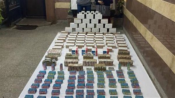 ضبط عنصرين إجراميين بحوزتهما مواد مخدرة بقيمة 1.25 مليون جنيه قبل ترويجها بالبحيرة 1 4991703159523