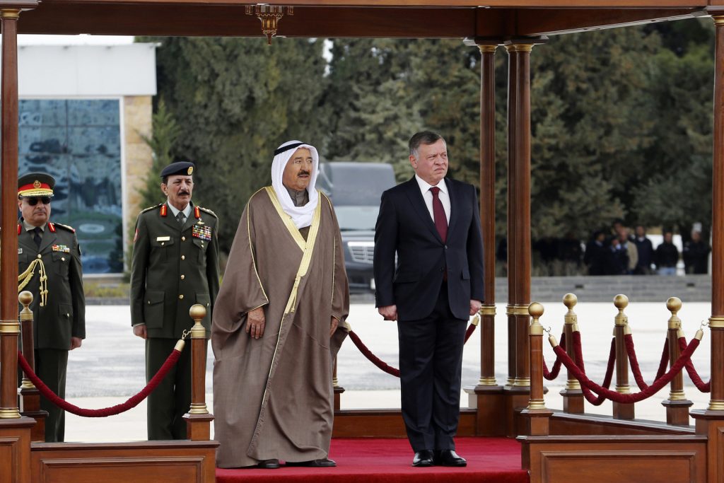 الديوان الملكي الأردني يعلن الحداد 7 أيام لوفاة أمير الكويت الشيخ نواف الأحمد 1 5f7348b34c59b71f744a1c151702736643